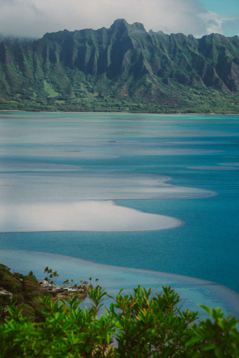 Wall Poster - Alpine Lake in Hawaii
