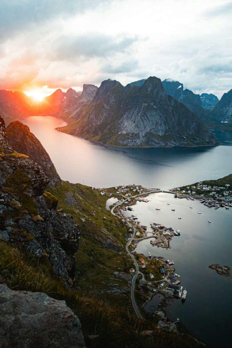 Wall Poster - Alpine Lake in Norway