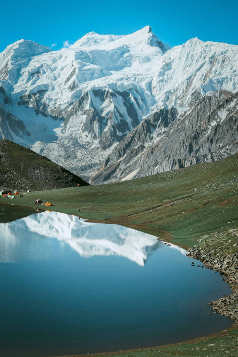 Wall Poster - Alpine Lake in the Himalayas