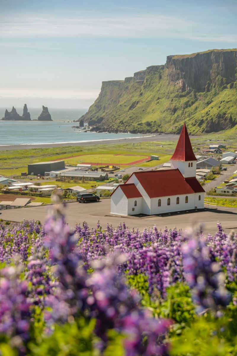 Wall Poster - Cathedral in Iceland