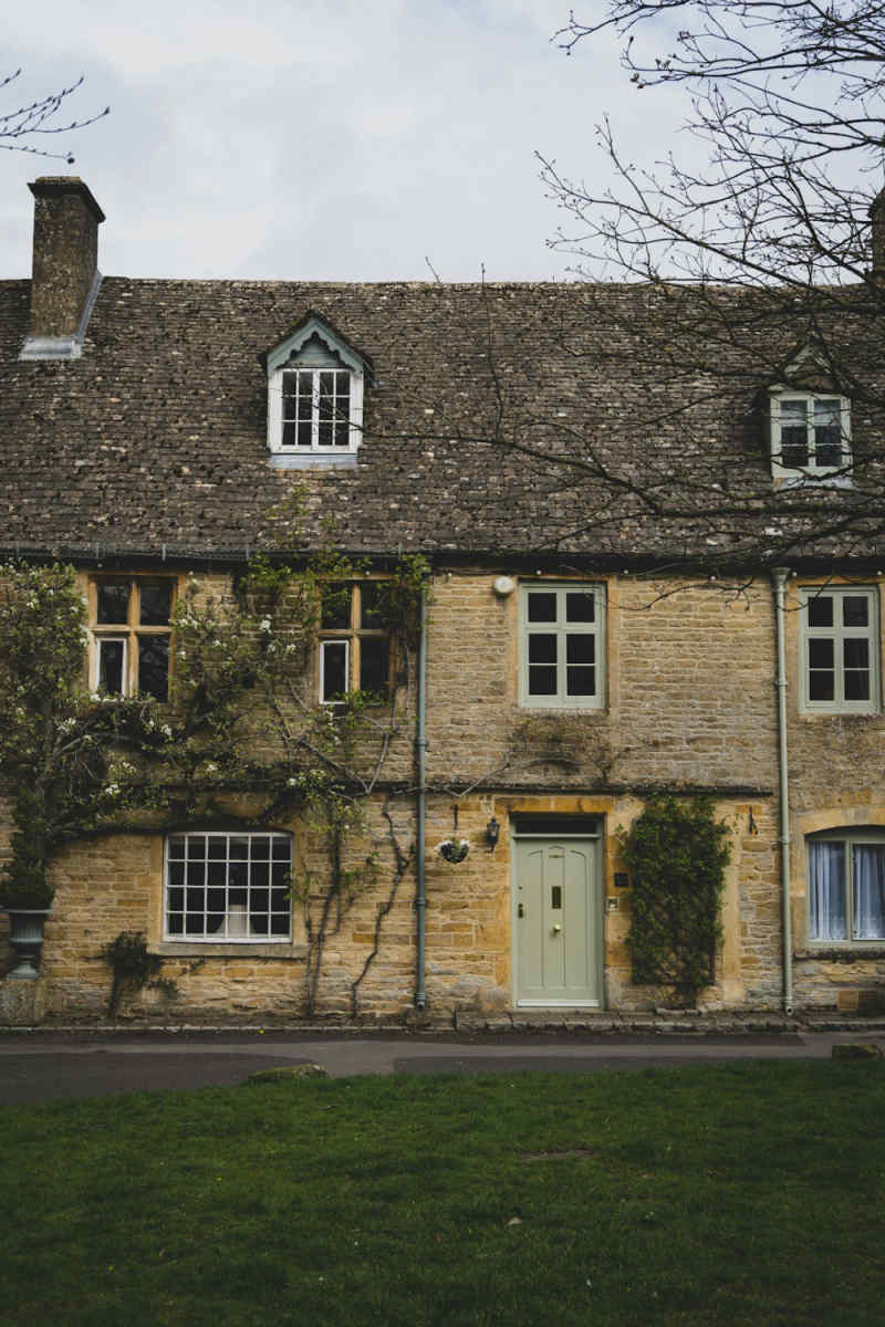 Wall Poster - Farmhouse in the Cotswolds