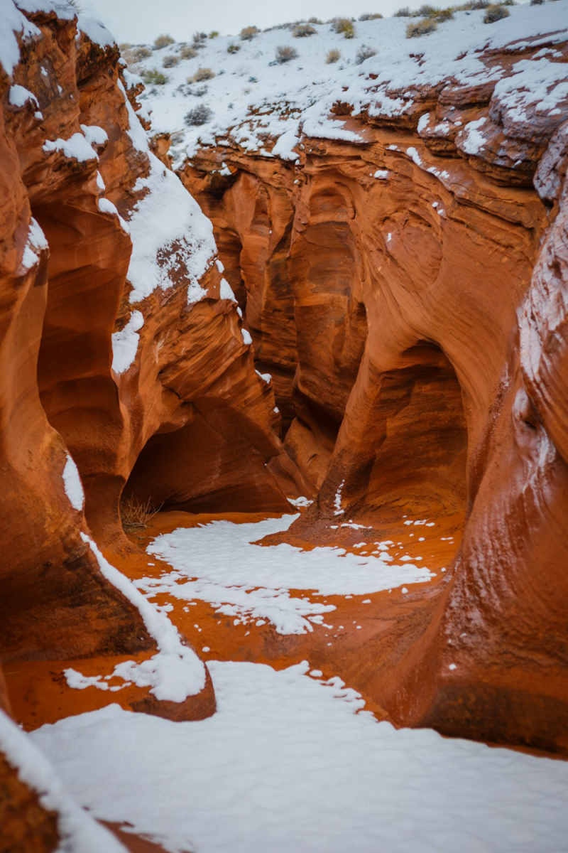 Wall Poster - Frozen Lake in Antelope Canyon