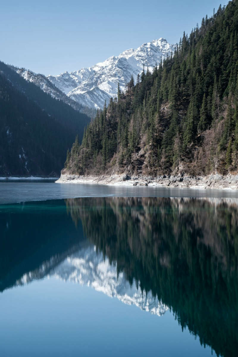 Wall Poster - Frozen Lake in China