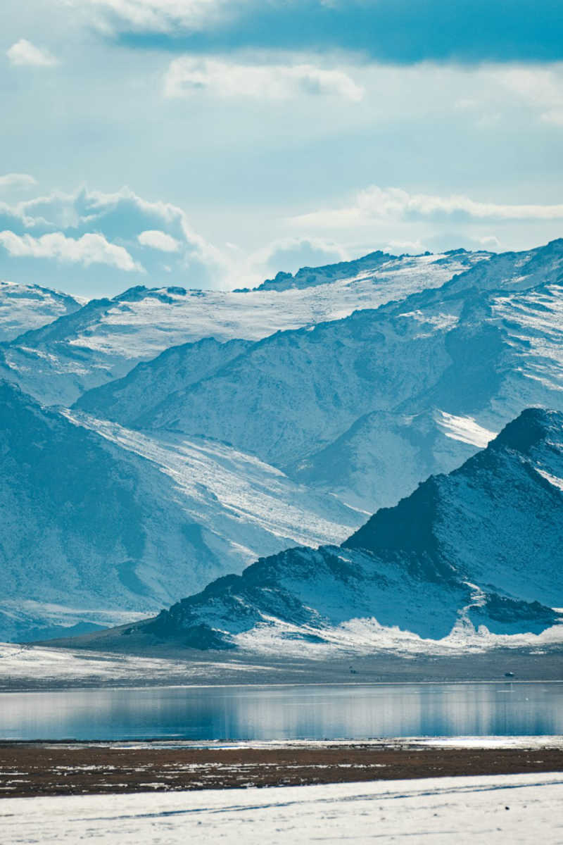 Wall Poster - Frozen Lake in Mongolia