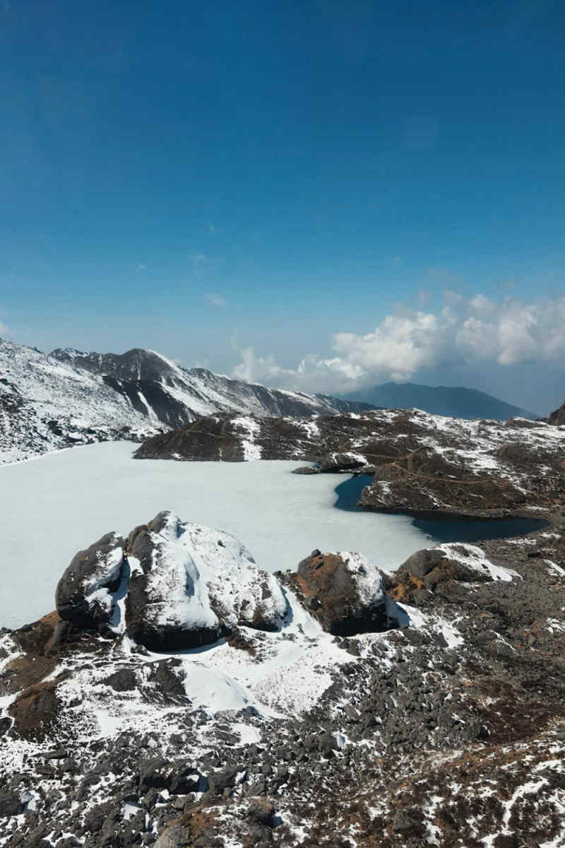 Wall Poster - Frozen Lake in Nepal