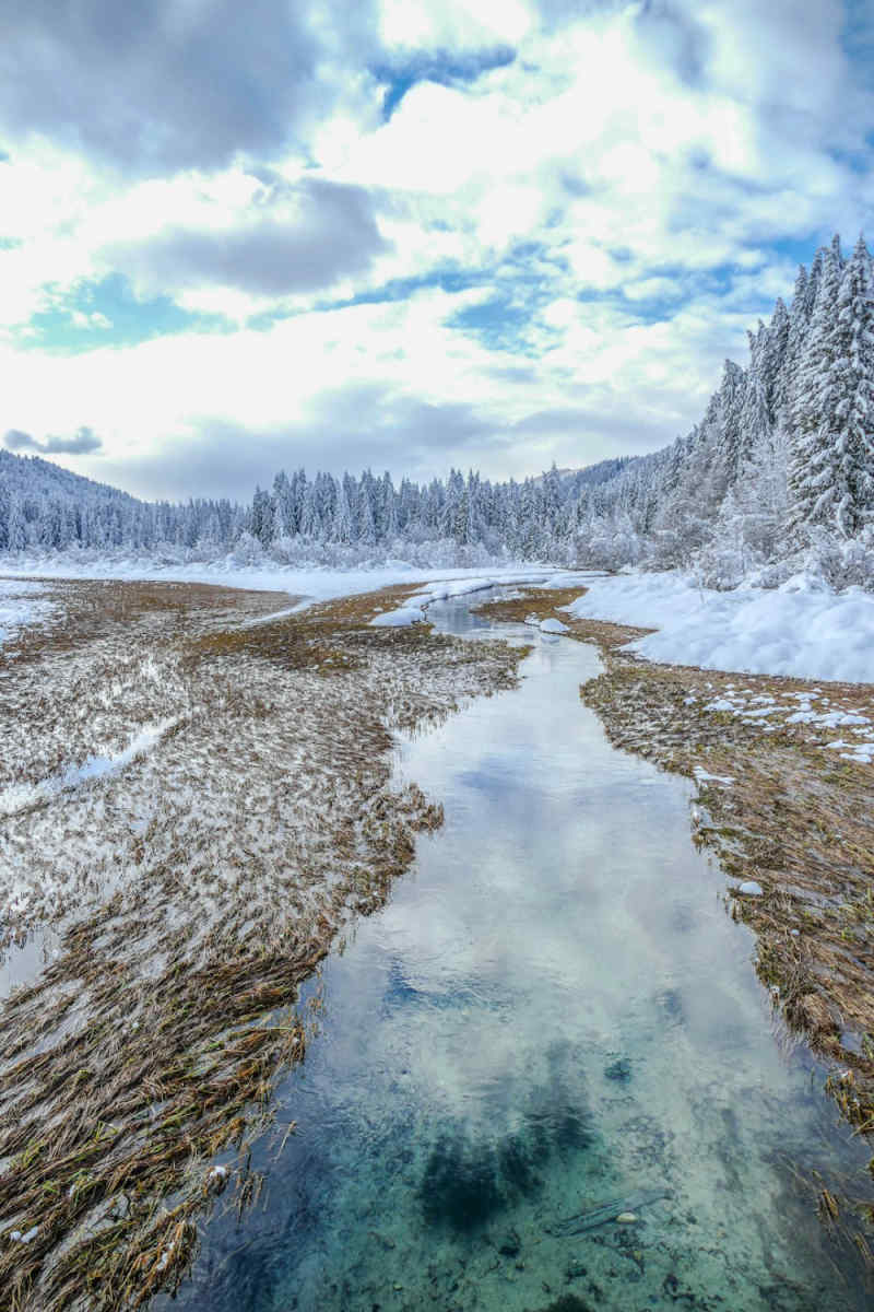 Wall Poster - Frozen Lake in Slovenia