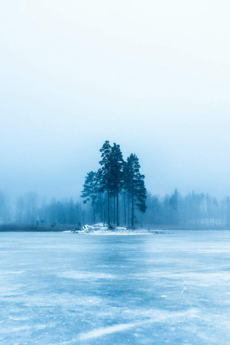 Wall Poster - Frozen Lake in Sweden