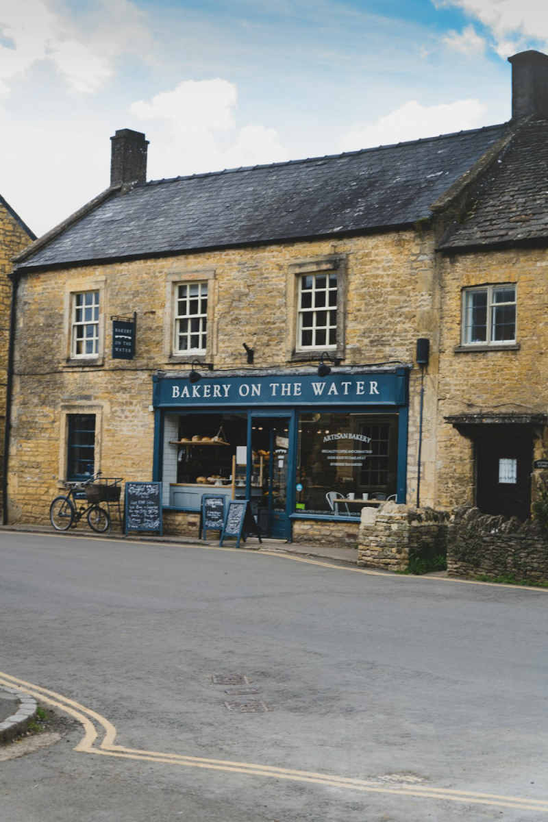 Wall Poster - Geyser in the Cotswolds