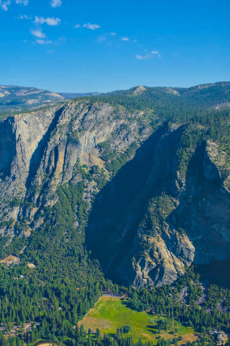 Wall Poster - Hot Air Balloons in Yosemite
