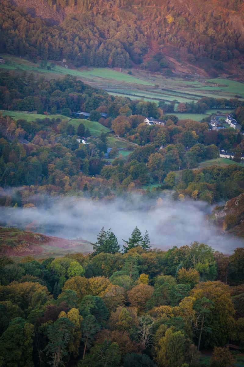Wall Poster - Morning Mist in the Lake District