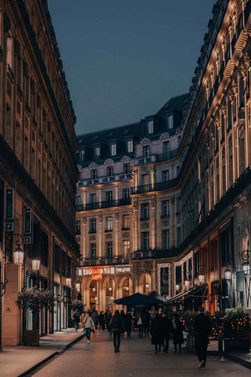 Wall Poster - Night Market in Paris